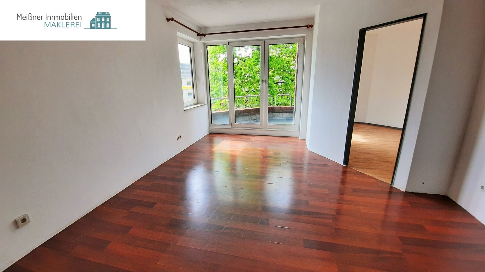 Zentrale 2 Zimmer Eigentumswohnung mit kleiner Terrasse Zentrale 2 Zimmer Eigentumswohnung mit kleiner Terrasse